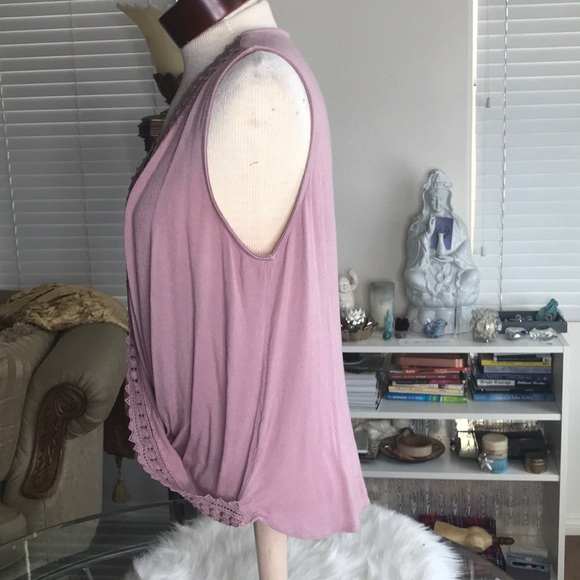 Charlotte Russe faux wrap top Blush pink large - Picture 2 of 7